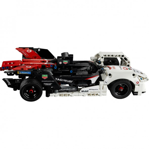 Конструктор LEGO Technic 42137 Formula E Porsche 99X Electric в Белгороде