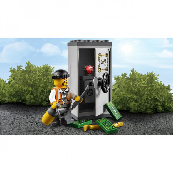 Конструктор LEGO City Police 60137 Побег на буксировщике в Белгороде