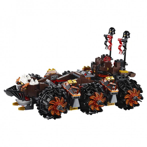Конструктор LEGO Nexo Knights 70321 Роковое наступление Генерала Магмара в Белгороде